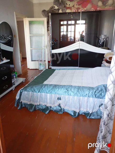 Satılır 3 otaqlı köhnə tikili 67 m²