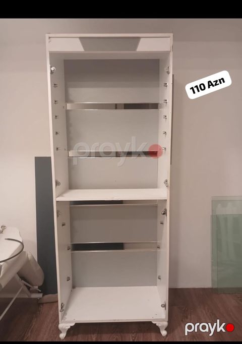 Vitrin satilirpolkalari wuwedendi. 550 Azn yigilibdi. *Tecili satilor — Sanqaçal