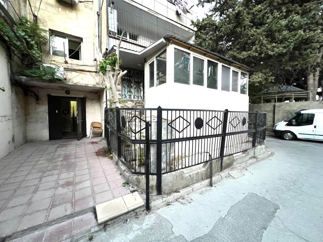 Satılır 2 otaqlı köhnə tikili 65 m² — Mənzil, Bakı (12)