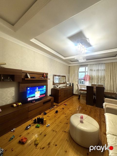 Satılır 3 otaqlı yeni tikili 130 m²