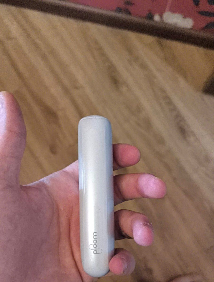 Ploom AURA — Şəxsi əşyalar, Bakı (2)