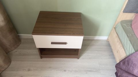 İki rəng kombinasiyalı yataq otağı tumbası - Material: laminat/LDSP