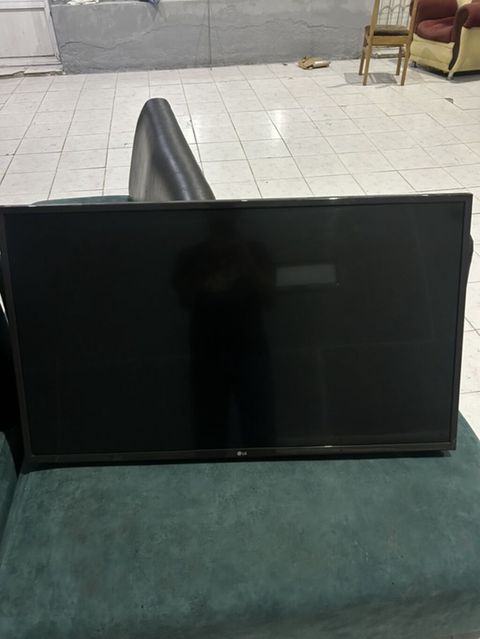 İki dənə LG televizor