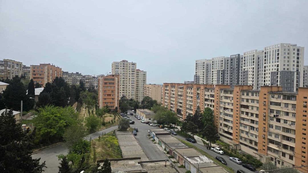 İcarəyə verilir 3 otaqlı köhnə tikili 75 m² — Mənzil, Bakı