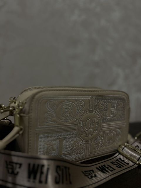 Bej rəngli çiyin/çapraz çanta - Material: teksturalı ekodəri, ön