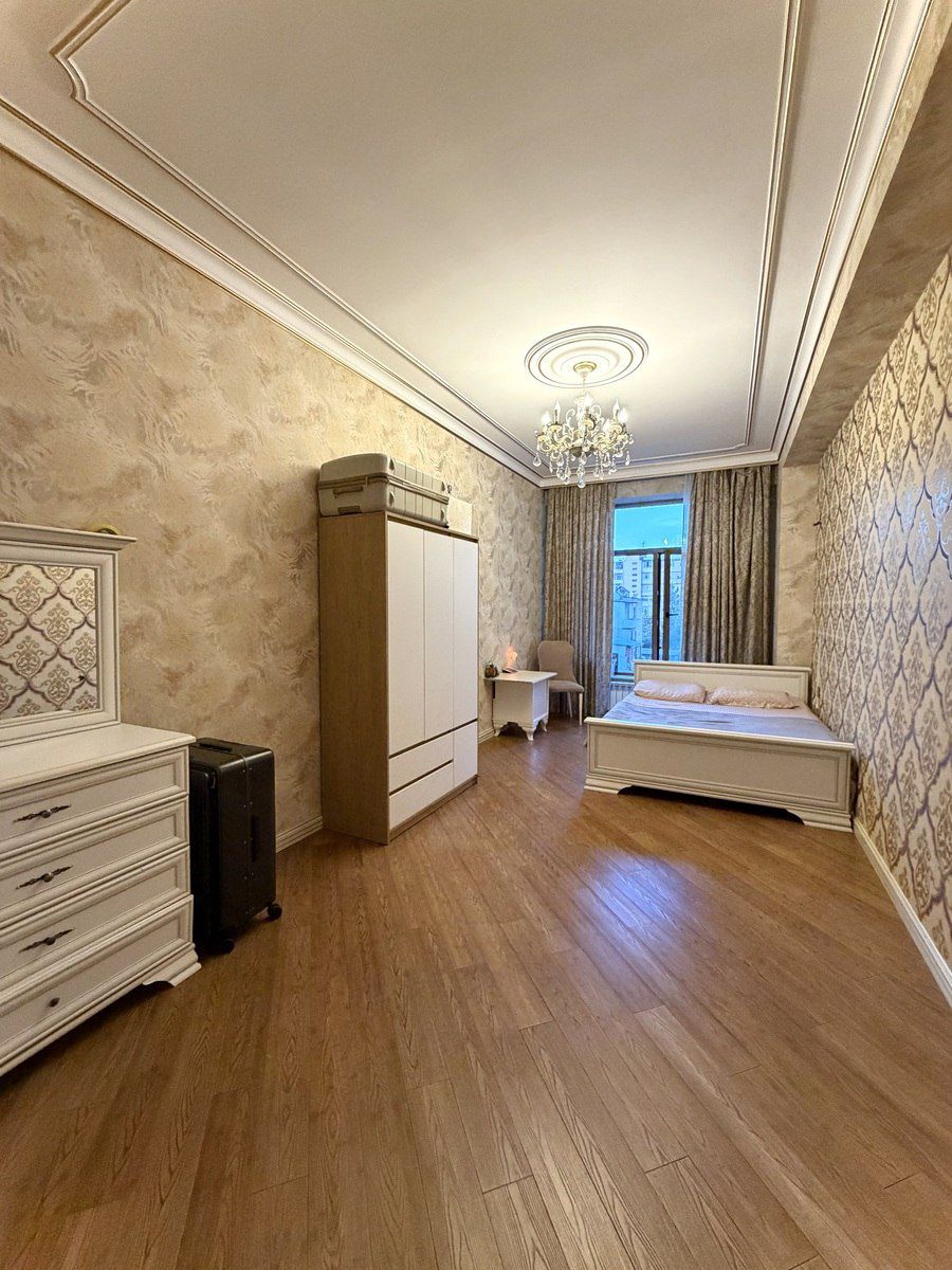 Satılır 4 otaqlı yeni tikili 178 m² — Mənzil, Bakı (6)