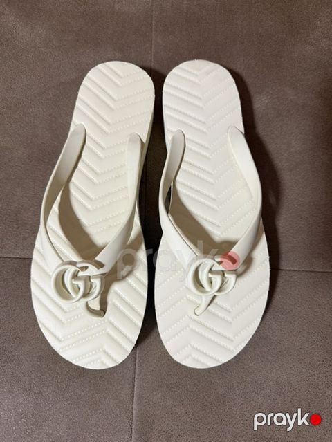 GUCCI rezin şlapon – ağ rəng Orijinal