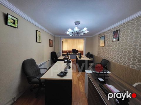 İcarəyə verilir 2 otaqlı ofis 65 m²