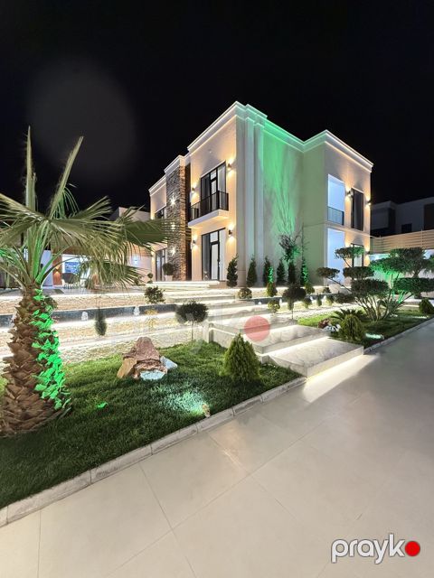 Satılır 5 otaqlı həyət evi/bağ evi 300 m²