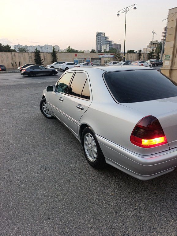 Mercedes C 240, 2.4 L, 1998 il, 286 000 km — Avtomobillər, Bakı (3)