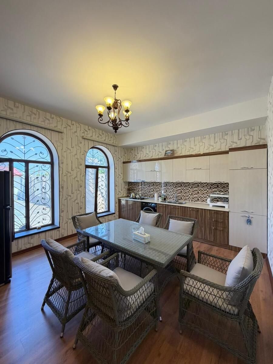 Satılır 5 otaqlı həyət evi/bağ evi 200 m² — Ev, villa, Bakı (11)