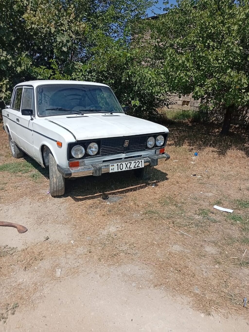 Avtomobil: Lada (VAZ) 2106 sedan Rəng: ağ Kuzov: 4 qapılı, xrom — Avto, Bakı