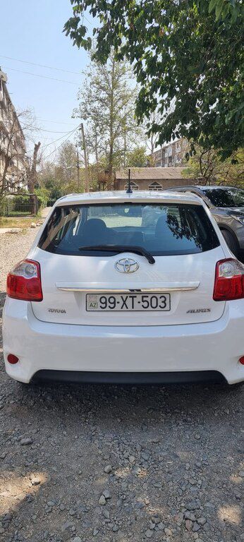 Toyota Auris, 1.4 L, 2010 il, 250 000 km — Avtomobillər, Gəncə (2)