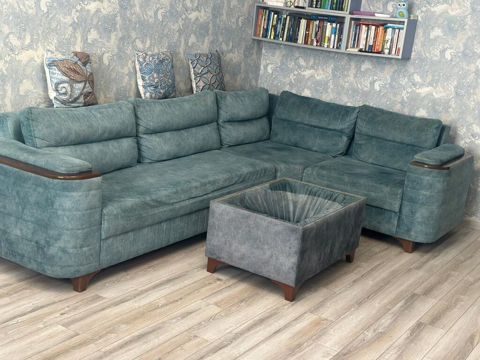 Kunc divan+Pufik 400azn. olçu 420×80. heç bir problemi yoxdu. Unvan