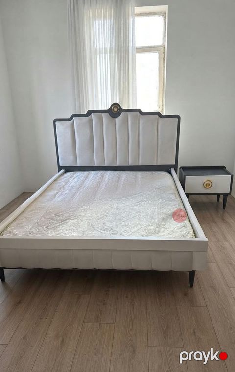 Damla fabrikden taxt 1 tumbayla 230 manat .Catdirilma odenisle.Unvan — Bakı