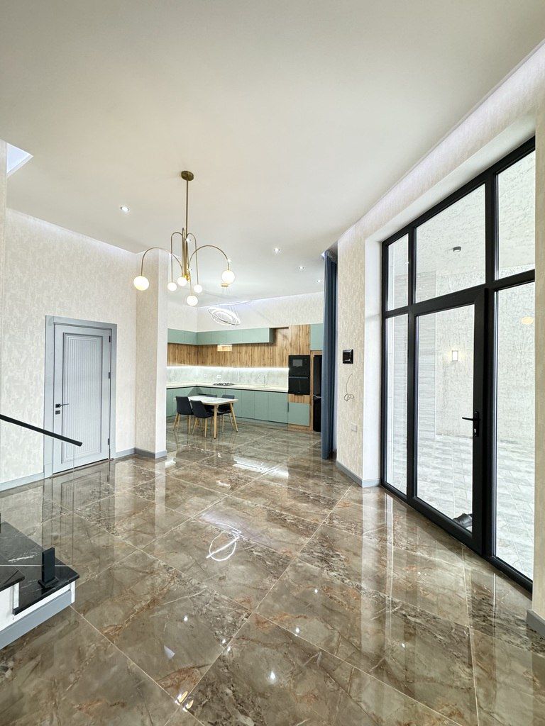 Satılır 5 otaqlı həyət evi/bağ evi 240 m² — Ev, villa, Bakı (12)