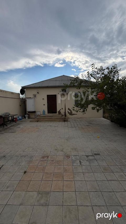 İcarəyə verilir 3 otaqlı həyət evi/bağ evi 100 m²