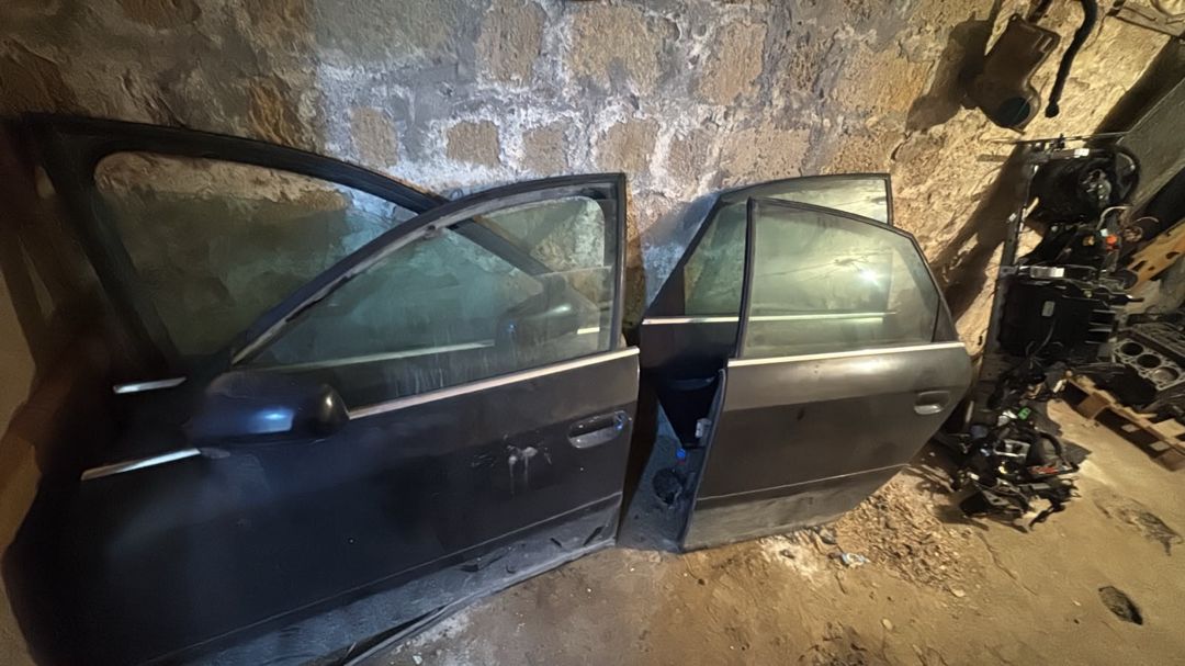 Audi A6 2001 3 mühərriyi — Ehtiyat hissələri və aksesuarlar, Bakı (2)