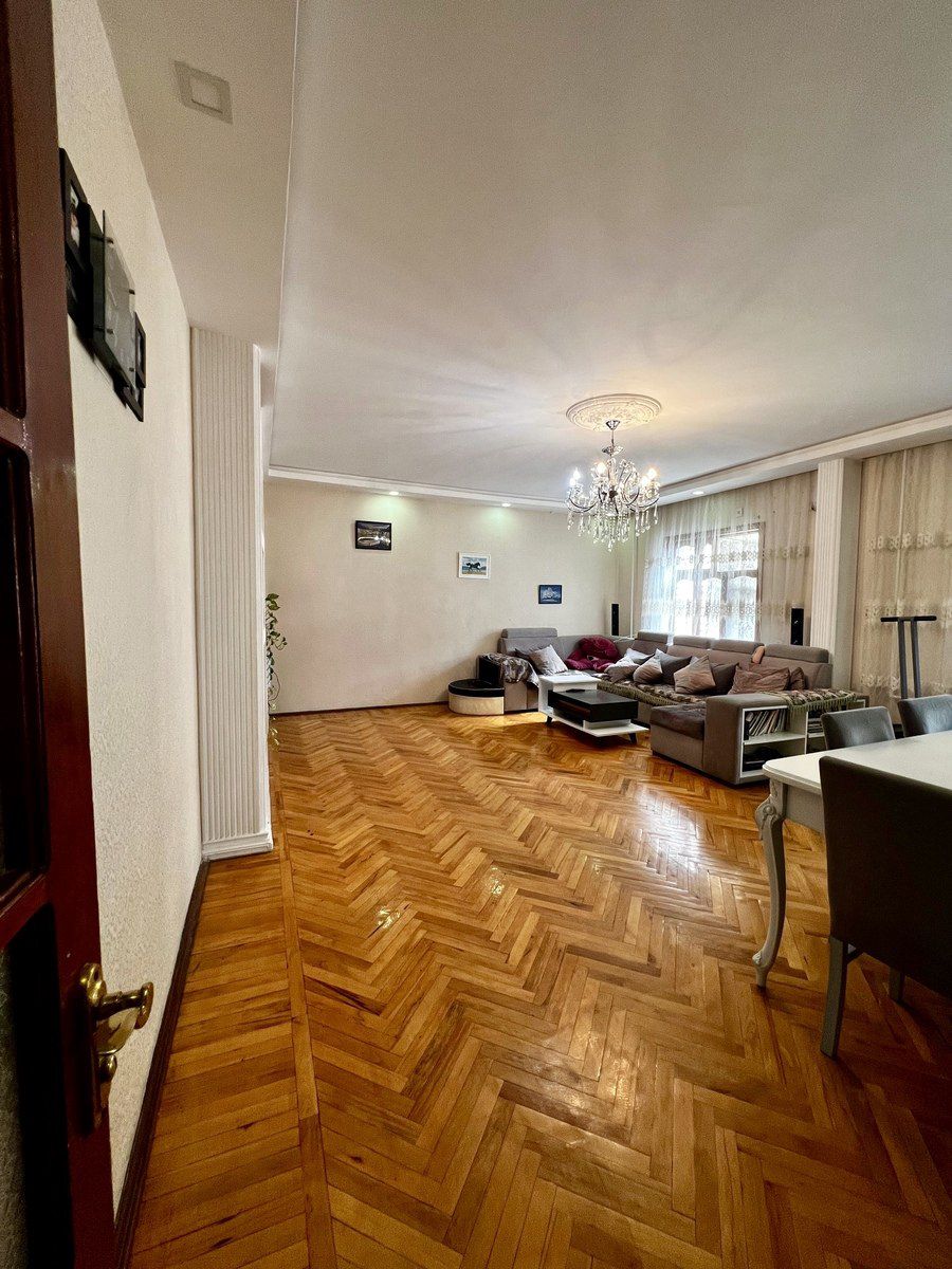 Satılır 5 otaqlı köhnə tikili 110 m² — Mənzil, Bakı (4)