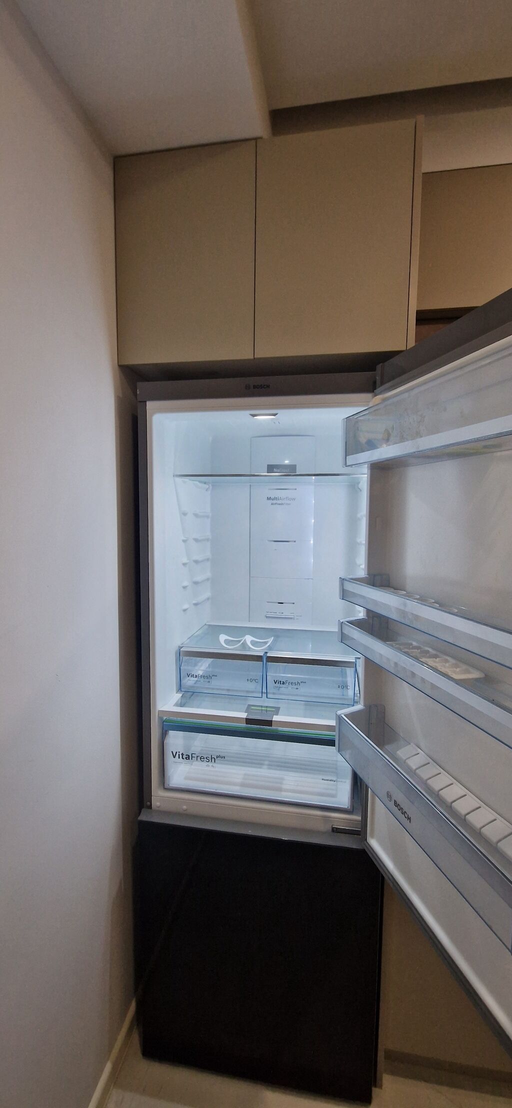 İşlənmiş 2 qapılı Bosch Soyuducu Satılır, rəng - Qara — Soyuducular, Mehdiabad (3)