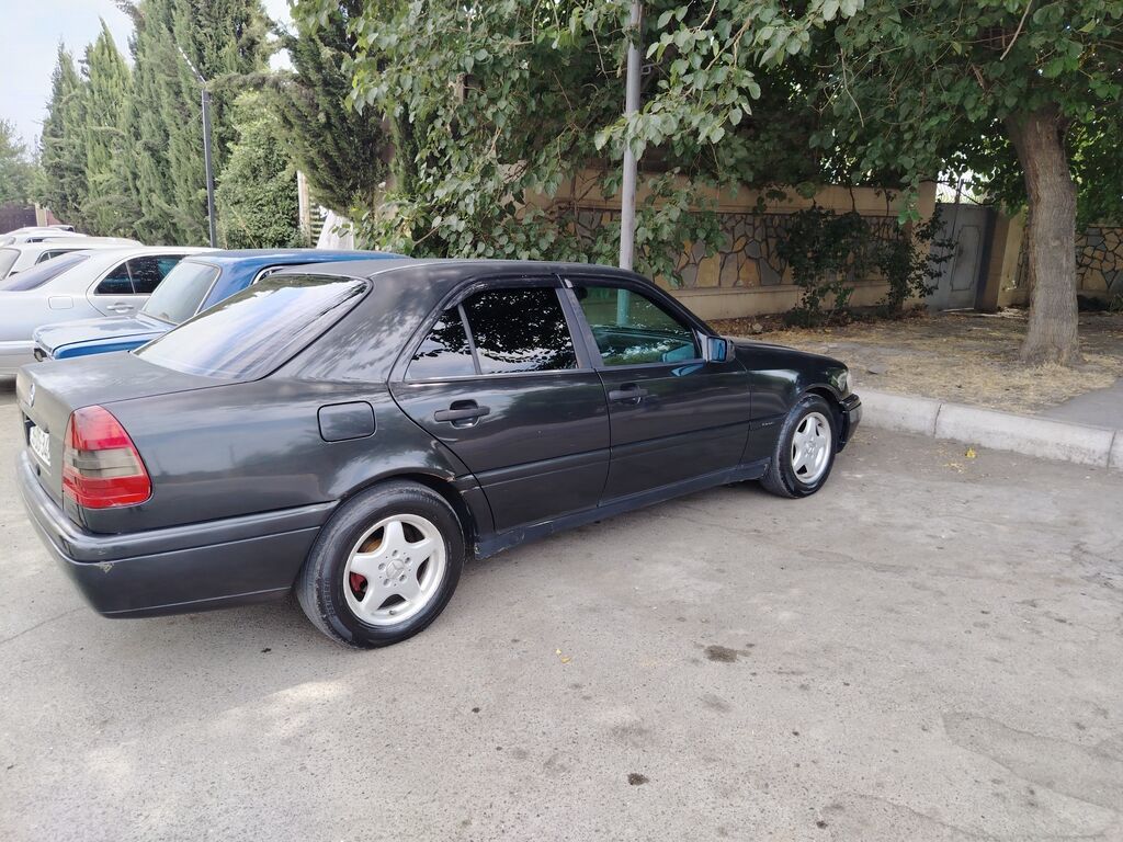 Mercedes-Benz C-Class: 1.8 l | Sedan — Avtomobillər, Bərdə (2)