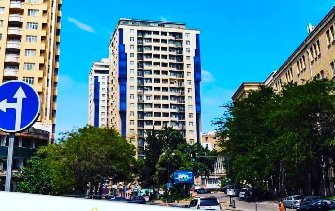 İcarəyə verilir 4 otaqlı yeni tikili 217 m² — Mənzil, Bakı