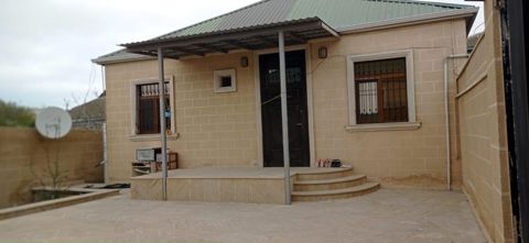 Satılır 3 otaqlı həyət evi/bağ evi 100 m²