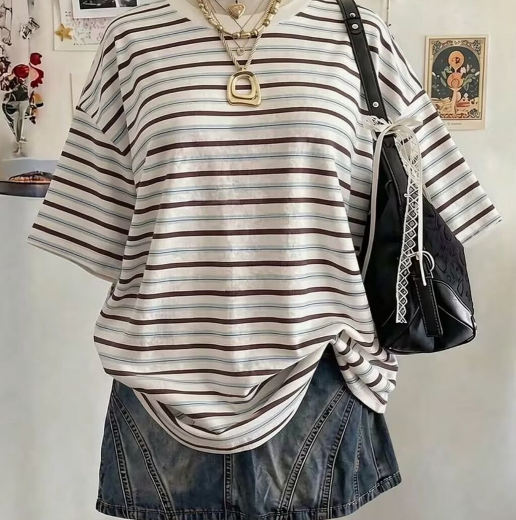 Qadınlar üçün zolaqlı oversize T-shirt — Futbolka və polo, Bakı (2)