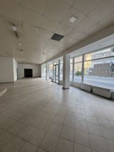 İcarəyə verilir obyekt 200 m² — Obyekt