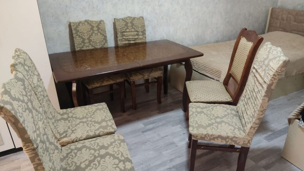 Qonaq otağı üçün, İşlənmiş, Dördbucaq masa, 6 stul — Mebel, Bakı