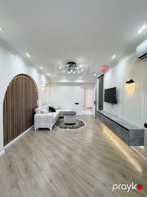 Satılır 3 otaqlı köhnə tikili 70 m²