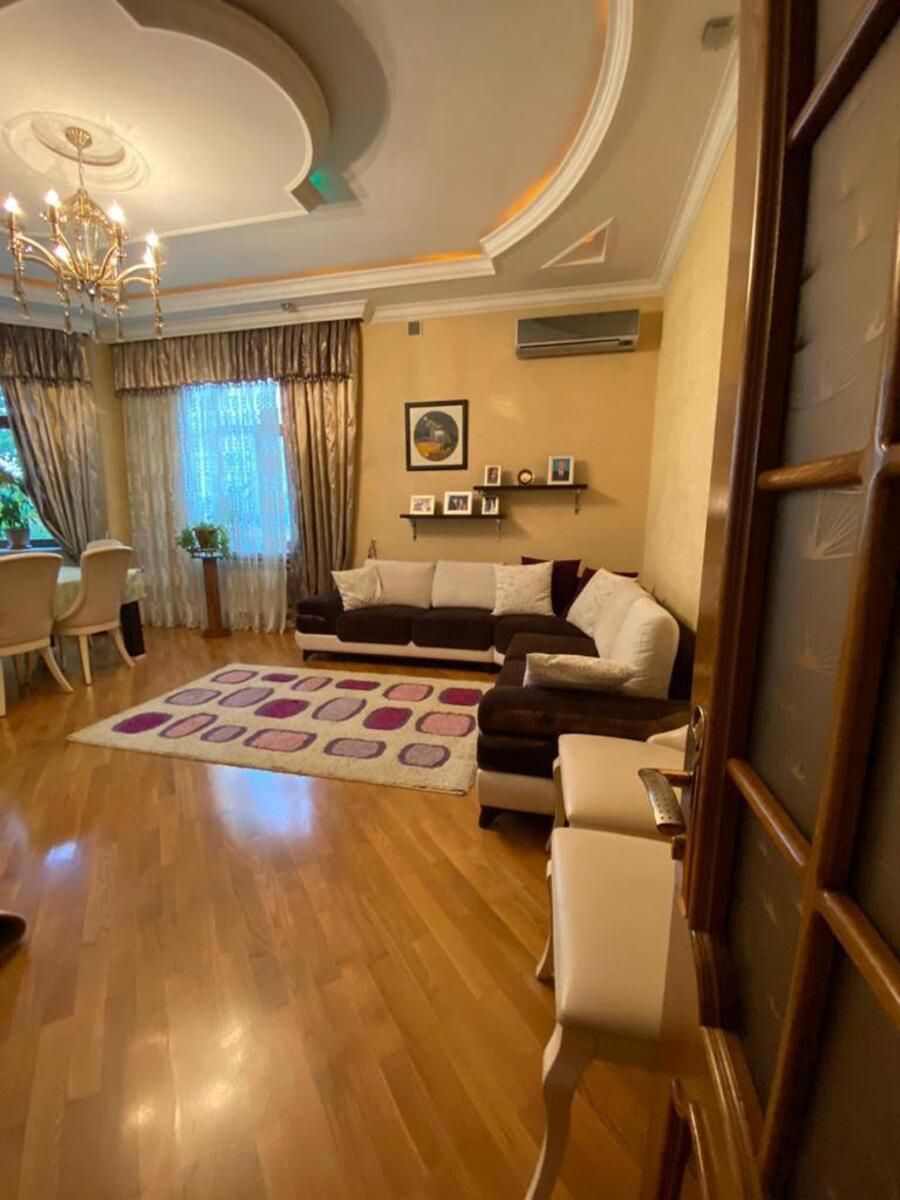 Satılır 6 otaqlı həyət evi/bağ evi 500 m² — Ev, villa, Bakı (5)