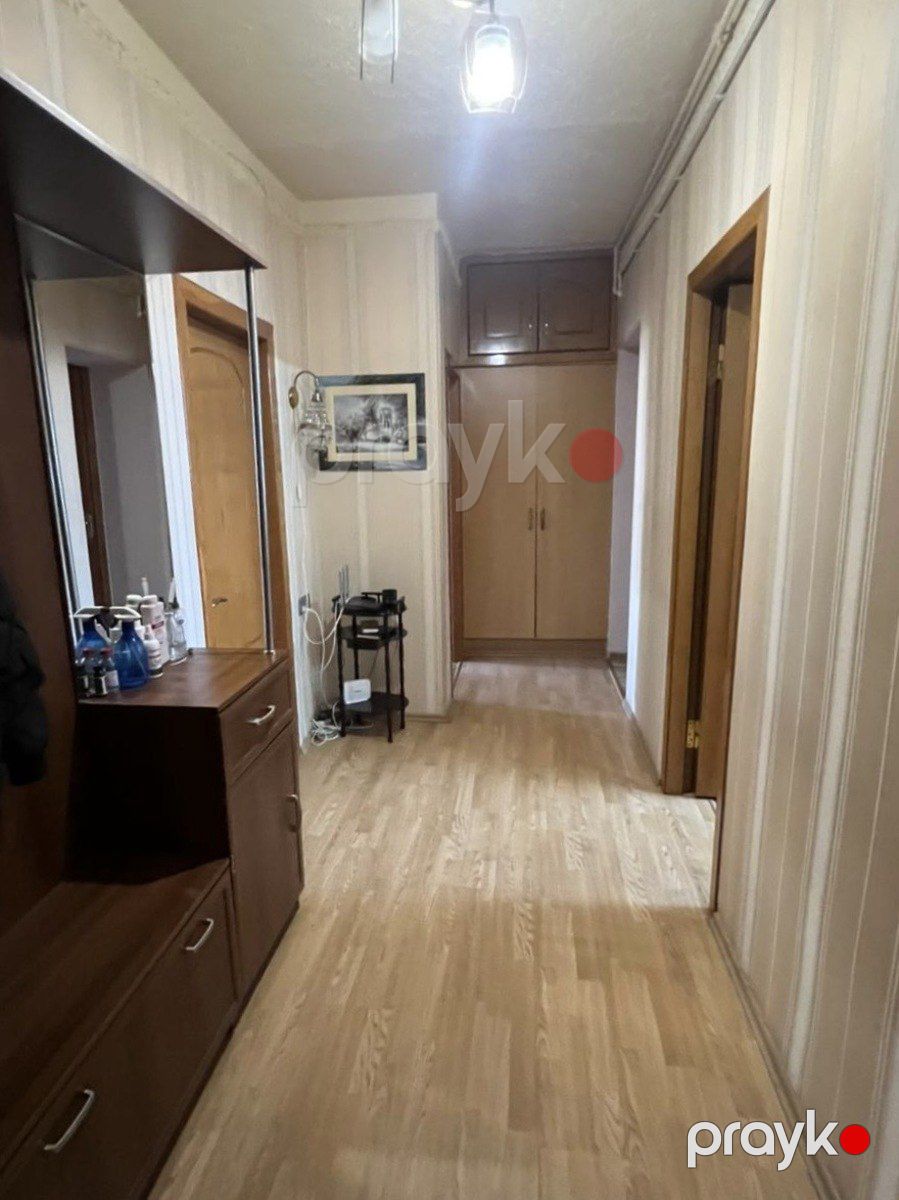 Satılır 4 otaqlı köhnə tikili 100 m² — Mənzil, Bakı (3)