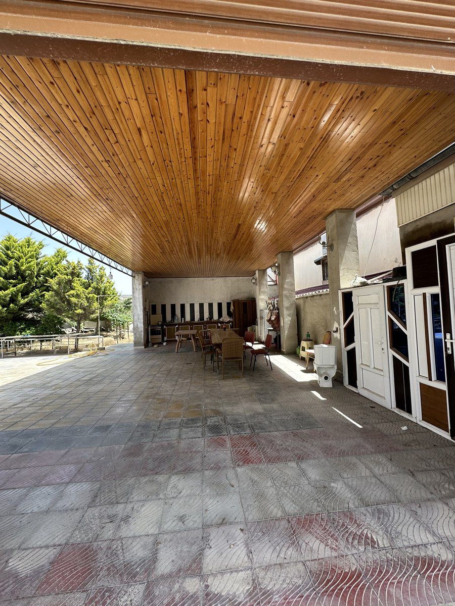 Satılır 5 otaqlı həyət evi/bağ evi 200 m² — Ev, villa, Bakı (2)