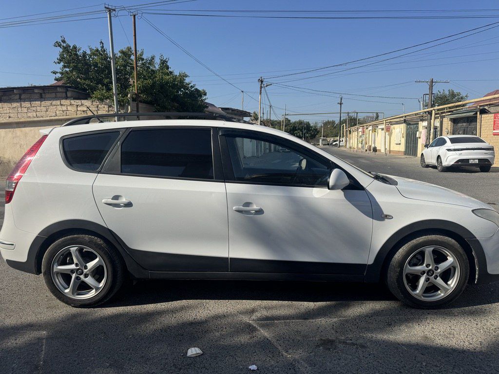 Hyundai i30, 1.6 L, 2008 il, 269 000 km — Avtomobillər, Bakı (2)