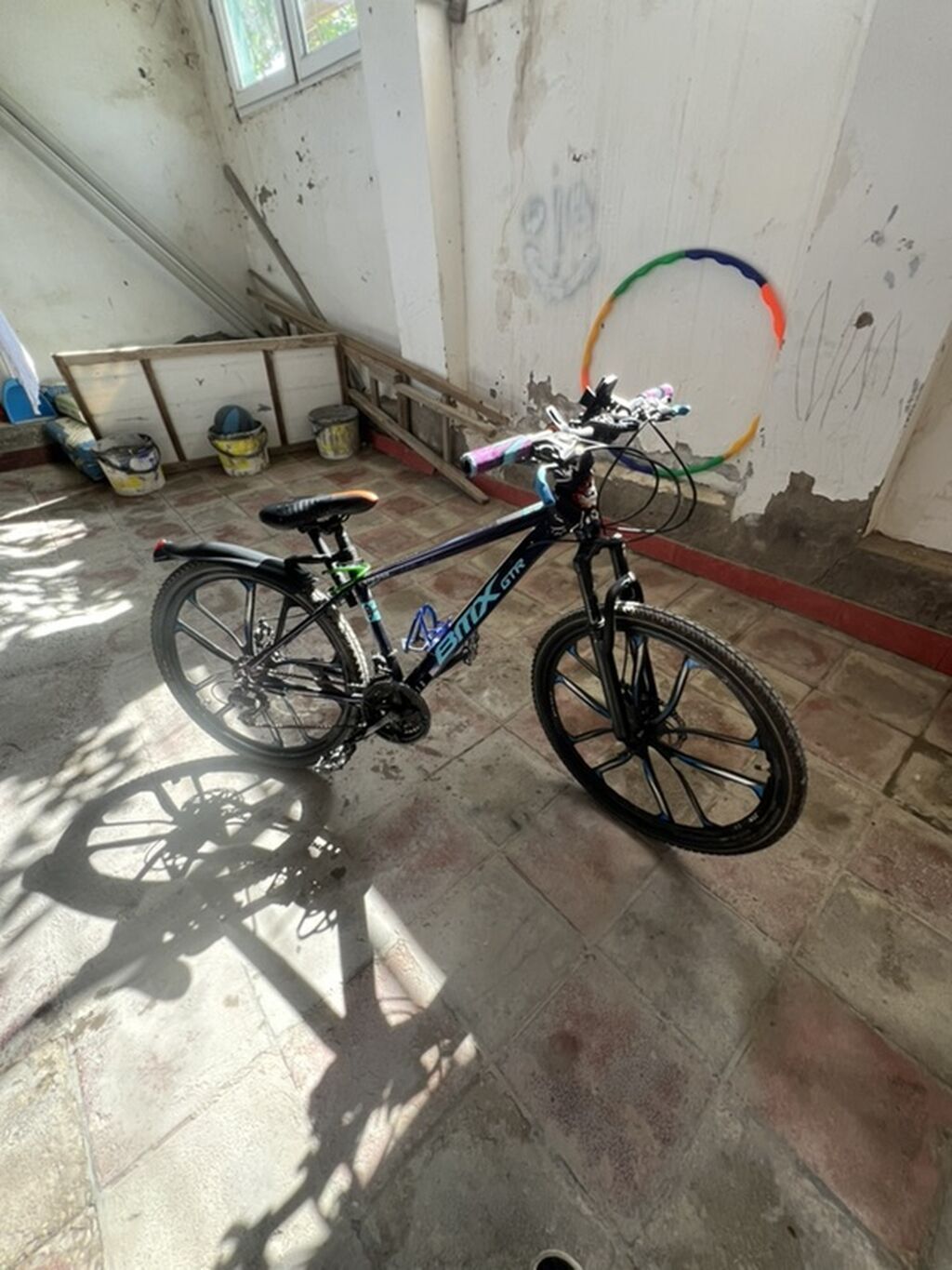 Hərsey ustundə Velosiped – B’TMX GTR (şassi üzərində yazı) — Dağ velosipedləri, Bakı (3)