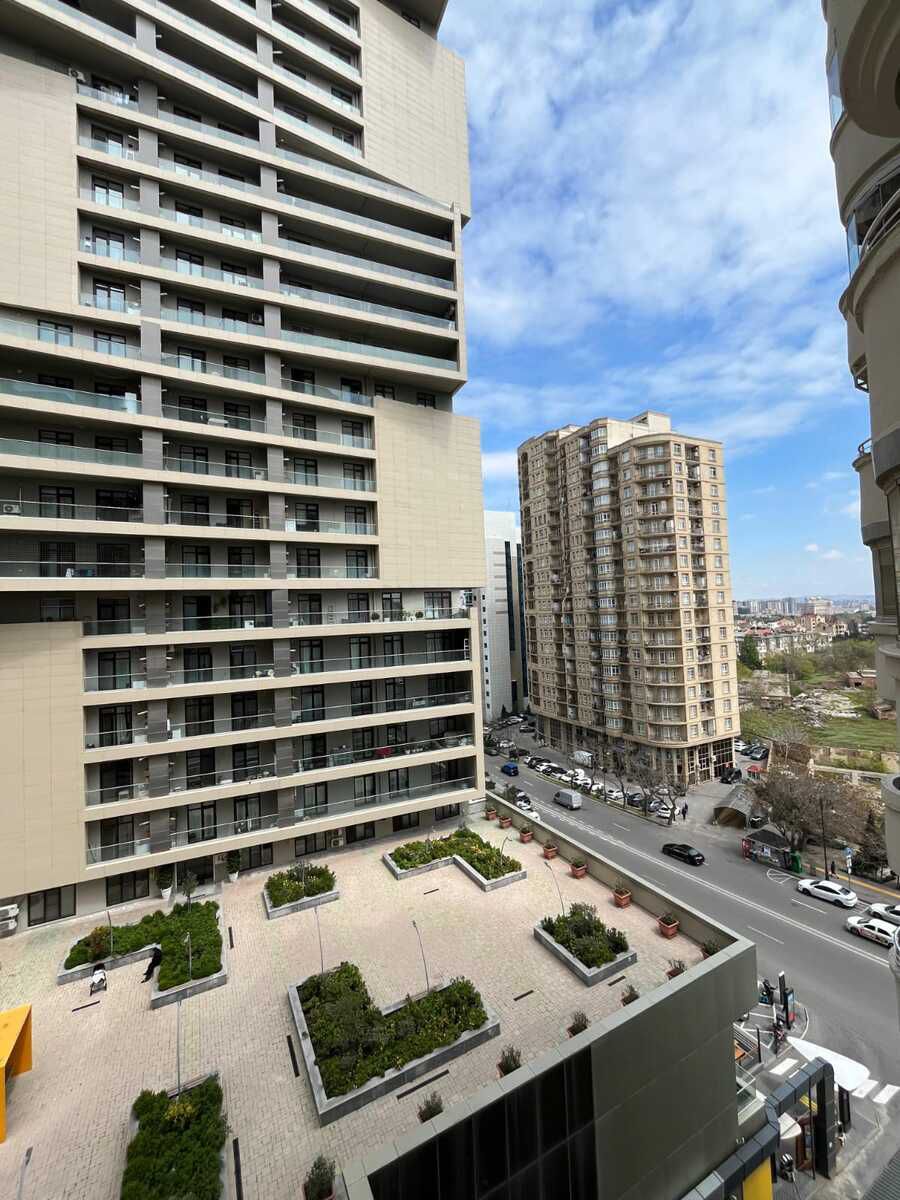 Satılır 4 otaqlı yeni tikili 195 m² — Mənzil, Bakı (7)