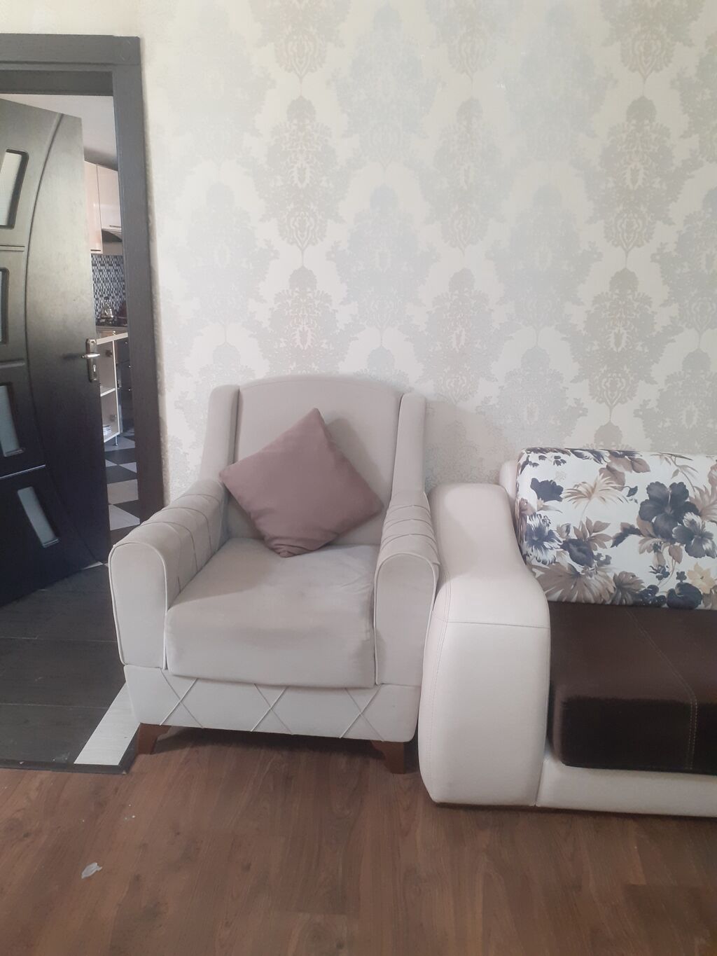 Künc divan dəsti - Tərkib: 1 ədəd L formalı künc divan, 2 ədəd tək — Mebel, Bakı (2)