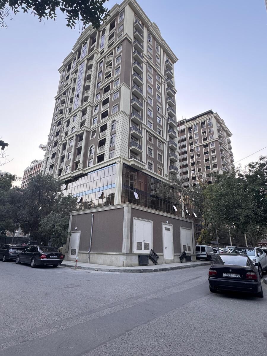 Satılır 4 otaqlı yeni tikili 135 m² — Mənzil, Bakı (3)