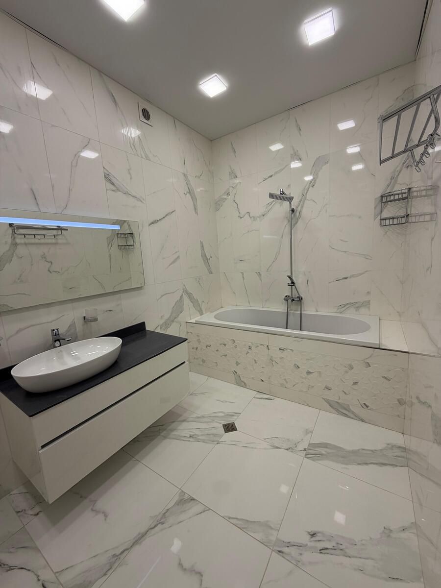 Satılır 2 otaqlı yeni tikili 100 m² — Mənzil, Bakı (12)