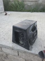Aktiv bas səsgücləndiricisi (subwoofer) - Korpus: taxta/kompozit, ön — Elektronika