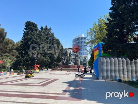 Satılır 3 otaqlı köhnə tikili 85 m²
