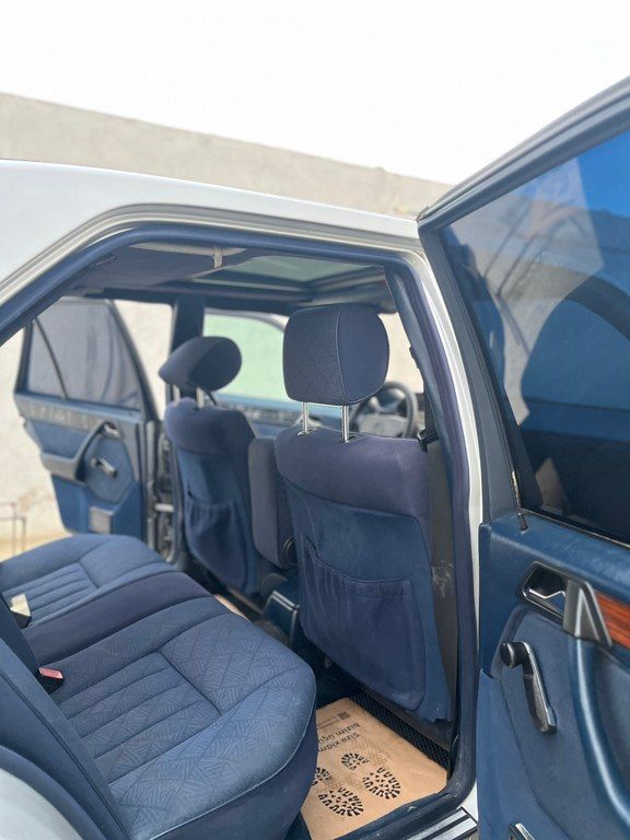 Mercedes E 280, 2.8 L, 1993 il, 378 000 km — Avtomobillər, Bakı (8)