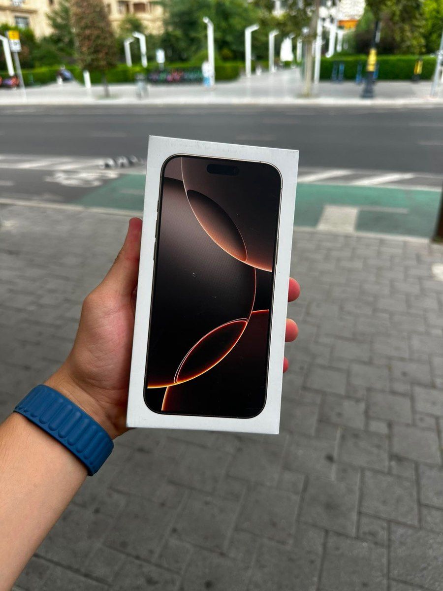 Apple iPhone 16 Pro Max Desert Titanium 256GB/8GB — Mallar, Bakı