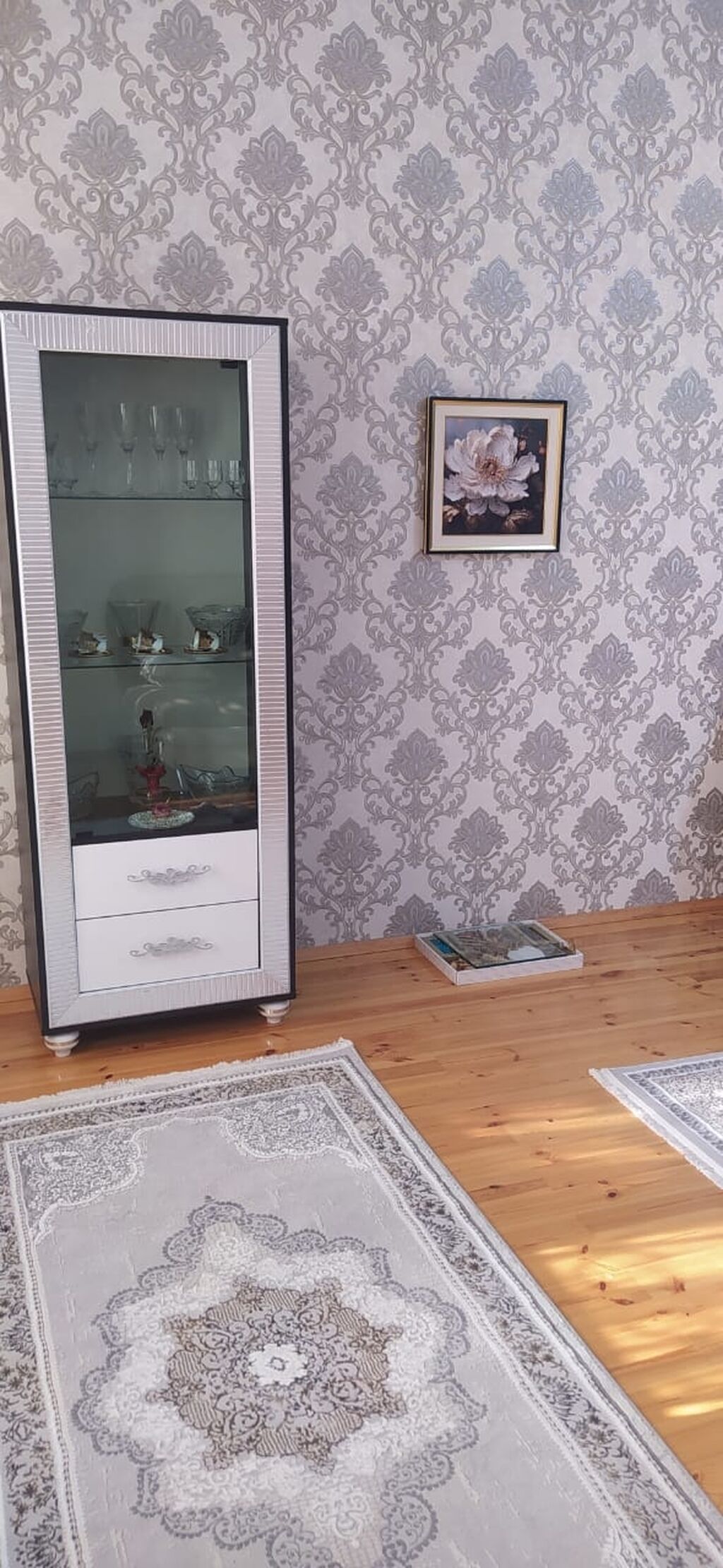Qonaq otağı üçün vitrinli mebel dəsti - Tərkib: 1 ədəd geniş konsol + — Mebel, Bakı (3)