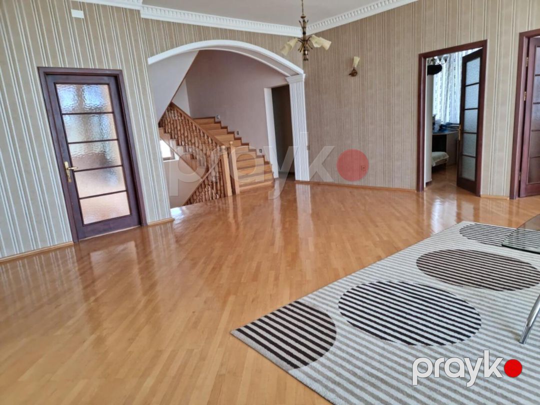 Satılır 7 otaqlı həyət evi/bağ evi 600 m² — Ev, villa, Bakı (5)