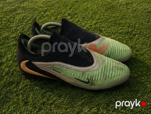 Nike phantom