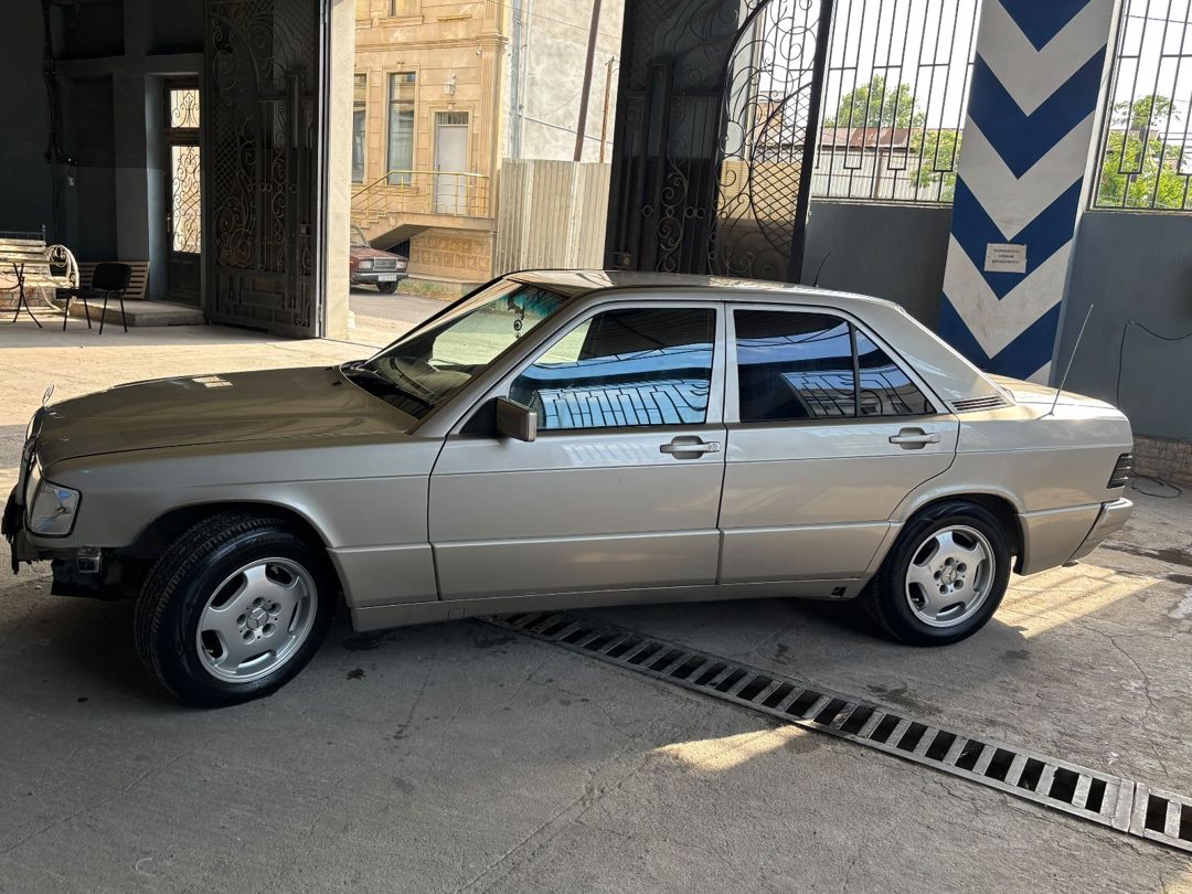 Mercedes 190, 1990 il — Avtomobillər, Gəncə (6)