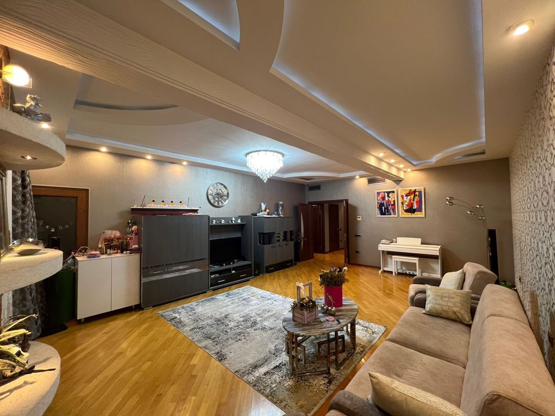 Satılır 3 otaqlı yeni tikili 135 m² — Mənzil, Bakı (6)