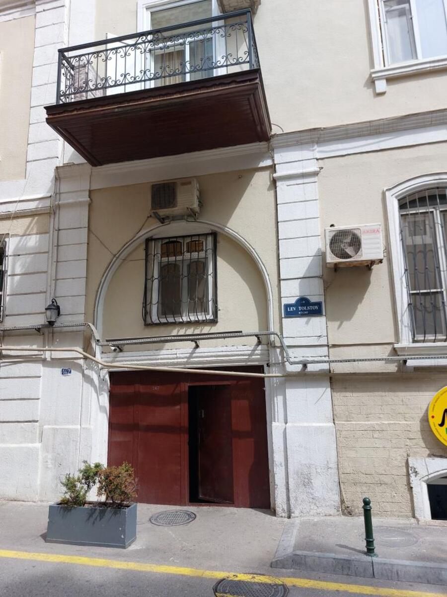 2-otaqlı mənzil, Lev Tolstoy küç. 147, 70 m² — Daşınmaz əmlak, Bakı